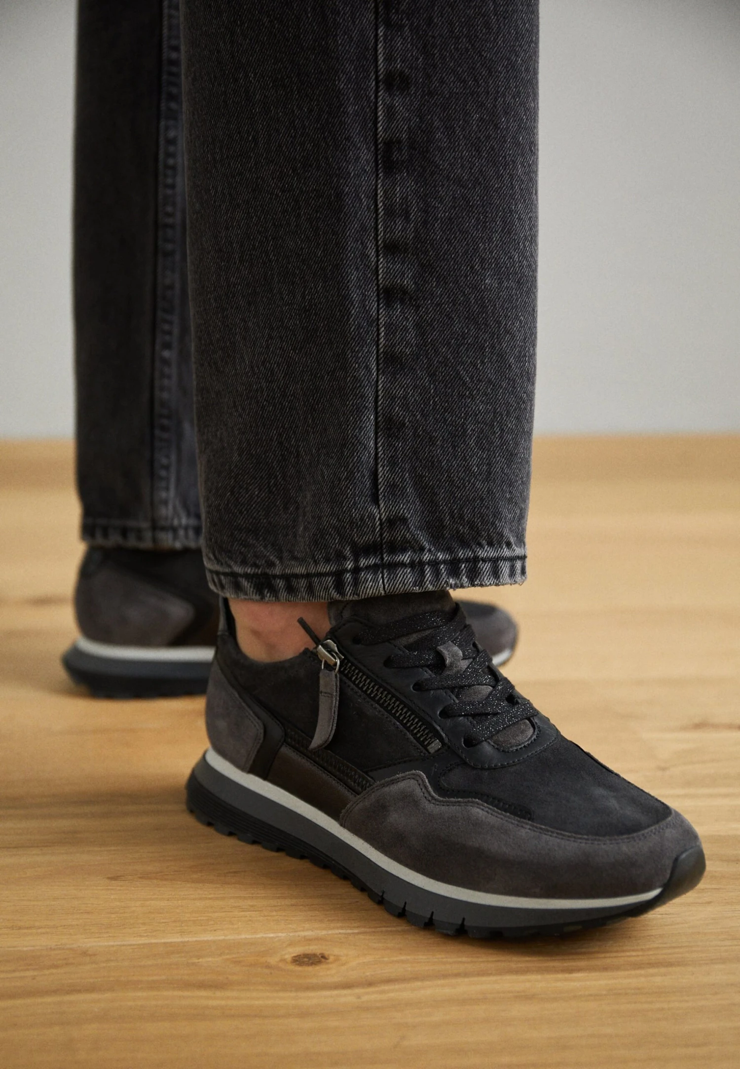 Gabor Comfort Trainers - Dark Grey/Graphite/Black 4 Gabor Comfort Trainers - Dark Grey/Graphite/Black - Image 2