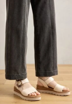 Gabor Comfort Platform Sandals - Sand 19 Gabor Comfort Platform Sandals - Sand -Gabor Boots 72456f534f934c3aa72d065b7586f7cc