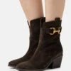 Gabor Comfort Classic Ankle Boots - Brown/Gold 2 Gabor Comfort Classic Ankle Boots - Brown/Gold -Gabor Boots f04ab82d0a474b30a8f0262d59c65545